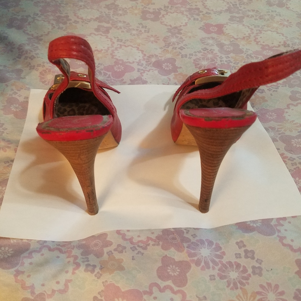 Red wooden heeled Jessica Simpson slingbacks - Picture 4 of 4